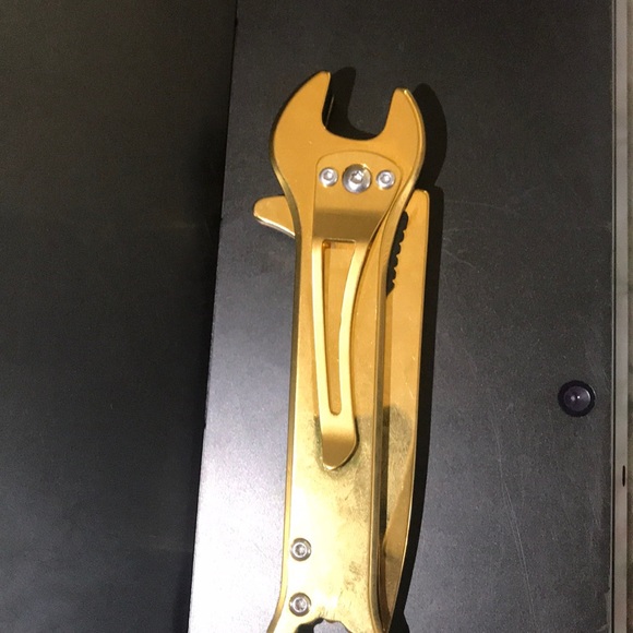 Golden Stiletto/wrench self defense knife - Picture 2 of 2